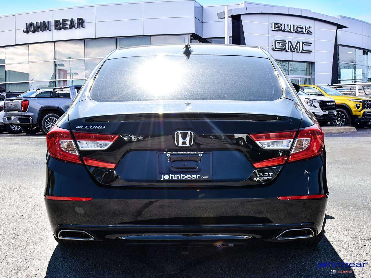 2018 Honda Accord LEATHER   REMOTE START   NAVIGATION   AFTERMARKET Photo