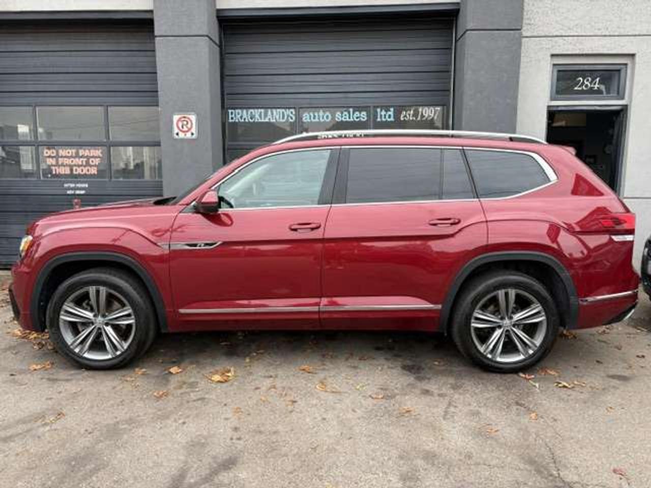 2019 Volkswagen Atlas Execline, R-LINE PKG, FULLY LOADED, NICE MACHINE!! Photo5