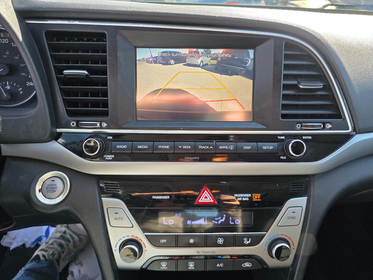 2017 Hyundai Elantra GLS (A6) 4dr Sedan Photo
