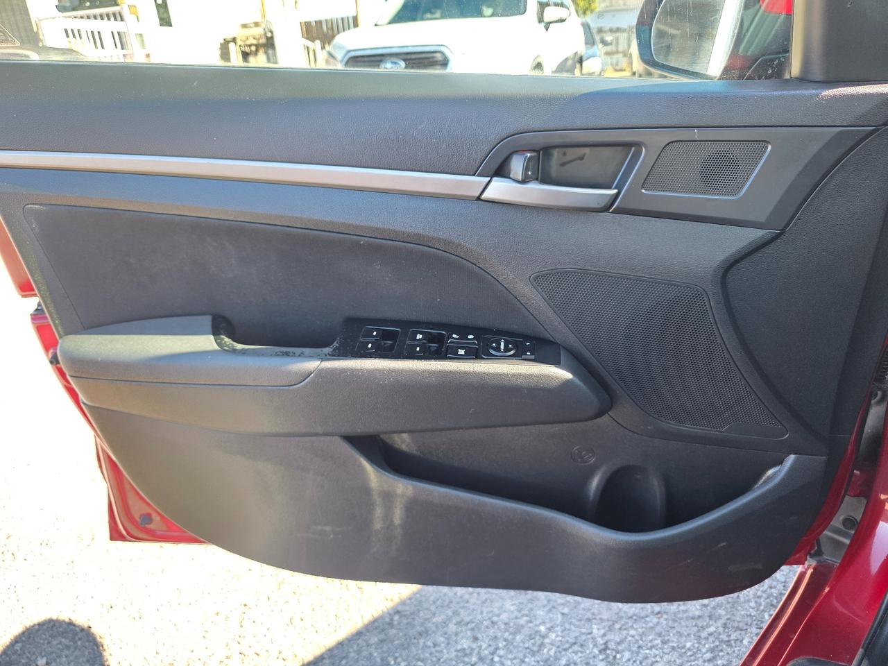 2017 Hyundai Elantra GLS (A6) 4dr Sedan Photo