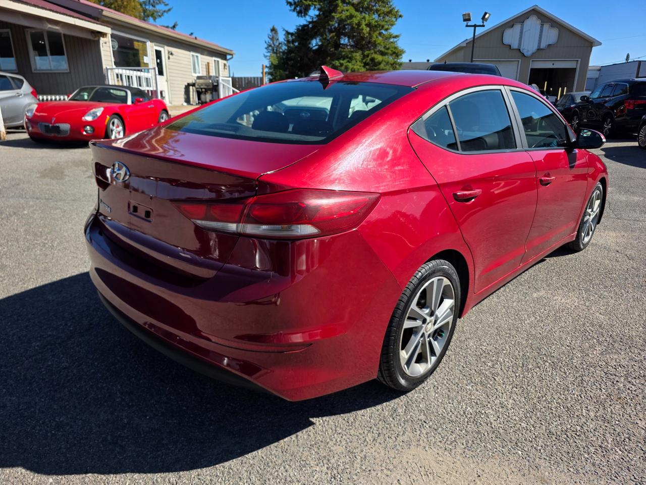 2017 Hyundai Elantra GLS (A6) 4dr Sedan Photo