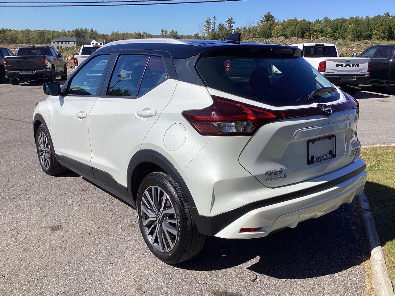 2024 Nissan Kicks SV Photo