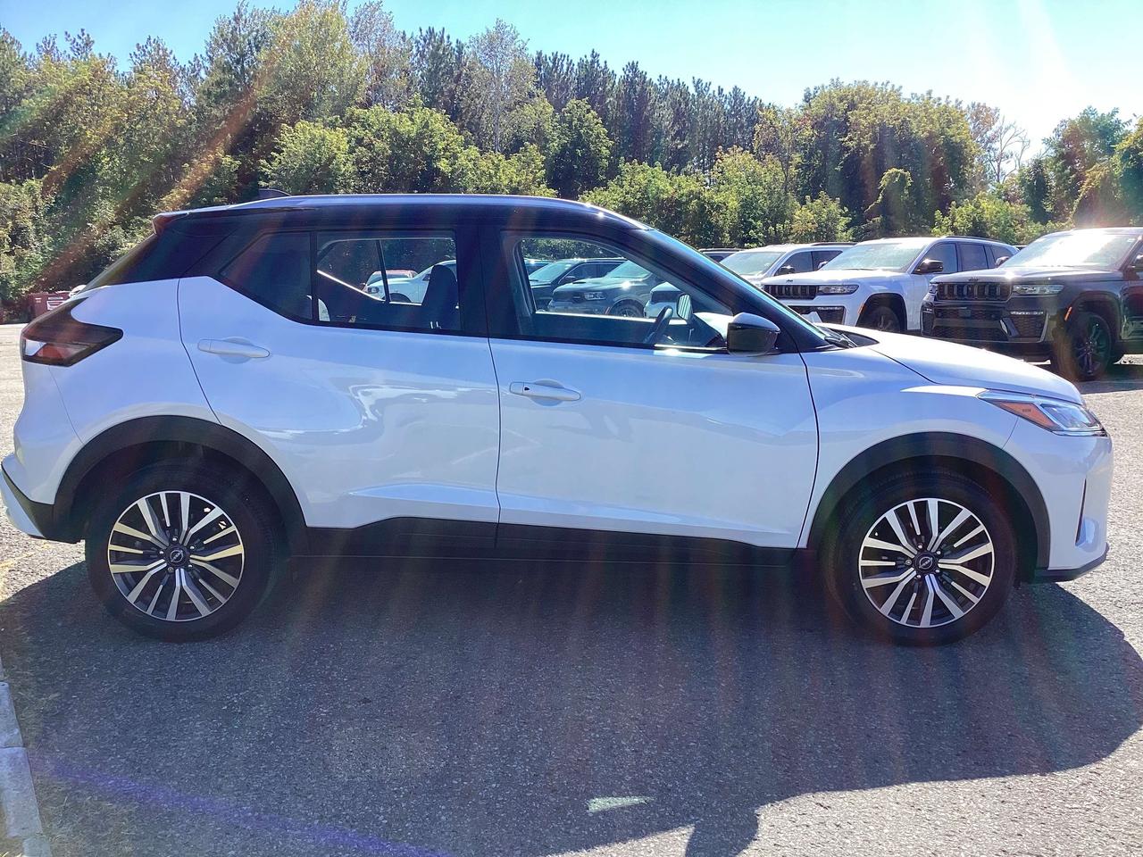 2024 Nissan Kicks SV Photo