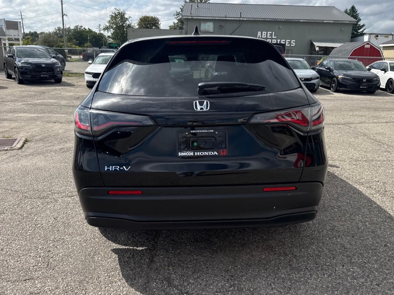 2027 Honda HR-V LX 4dr Front-Wheel Drive Photo