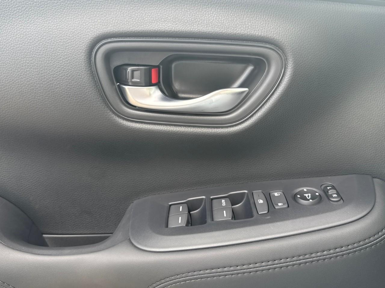 2027 Honda HR-V LX 4dr Front-Wheel Drive Photo