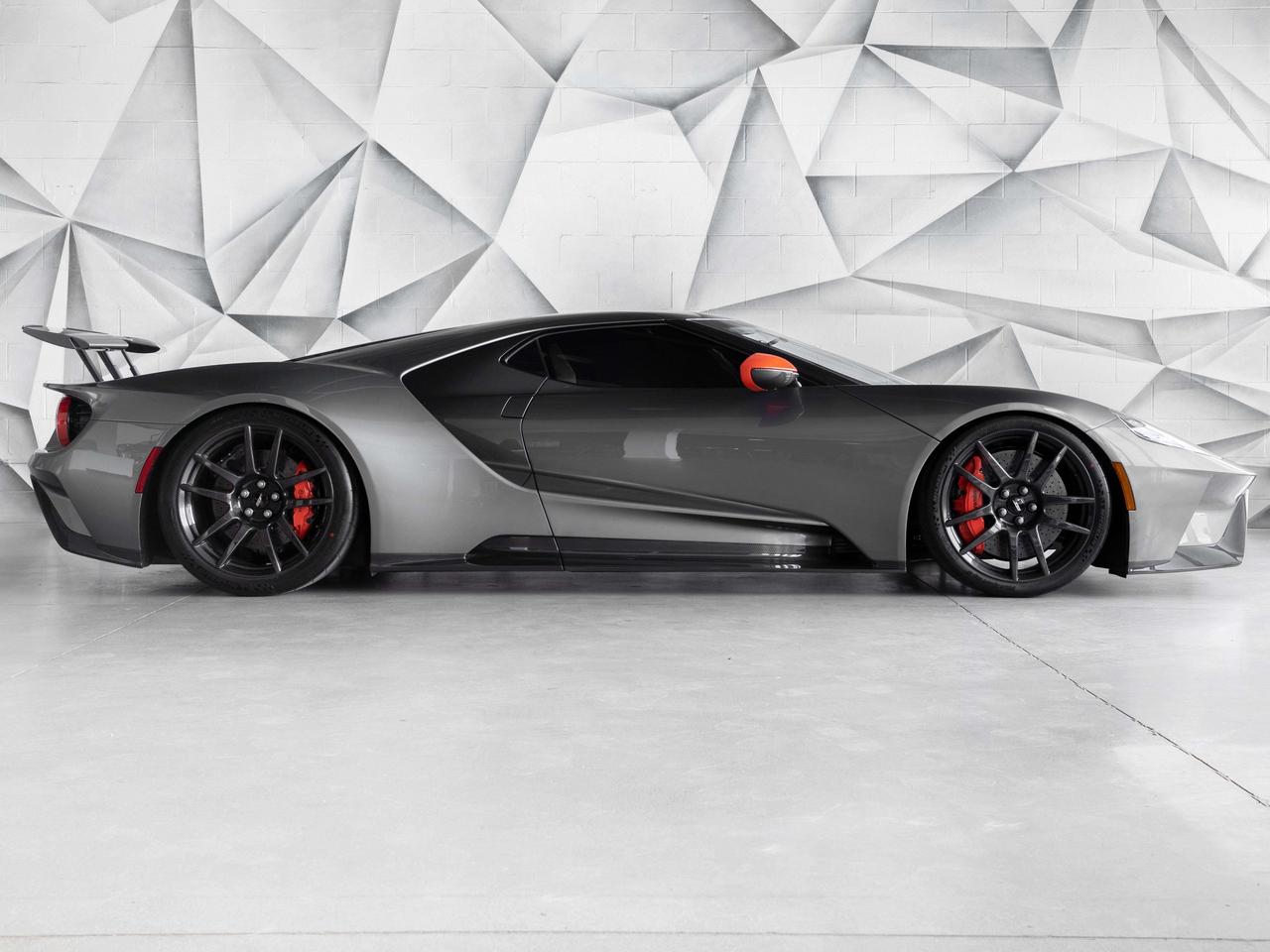 2019 Ford GT Carbon Series 1 of 50   PRICED IN USD Photo