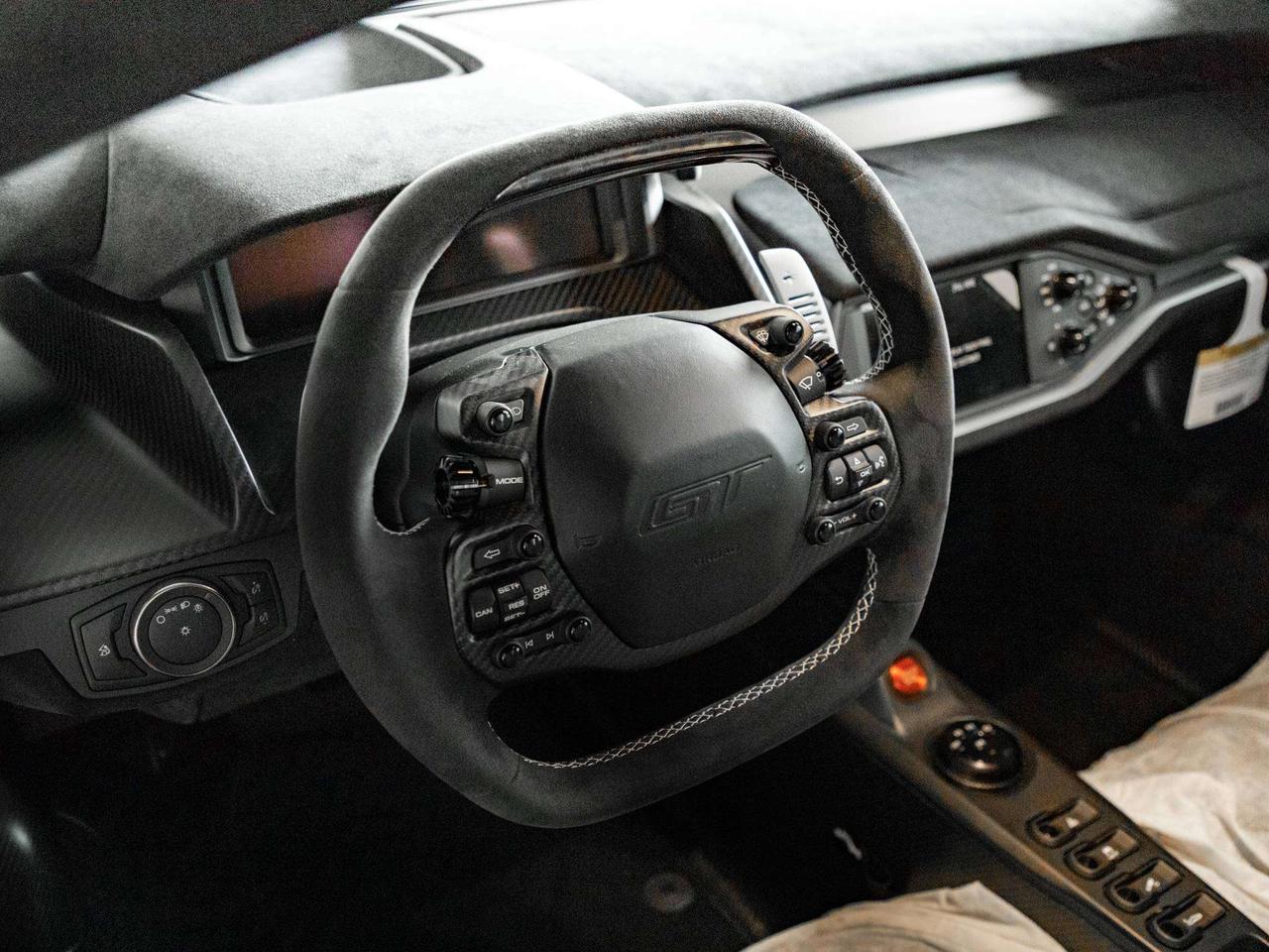 2019 Ford GT Carbon Series 1 of 50   PRICED IN USD Photo