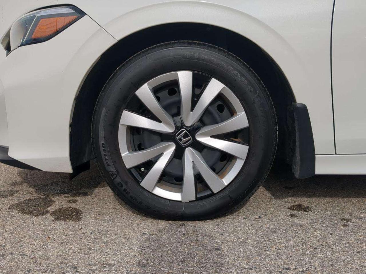 2025 Honda Civic LX CVT Sedan 7 Year/160,000 km Warranty Included Photo