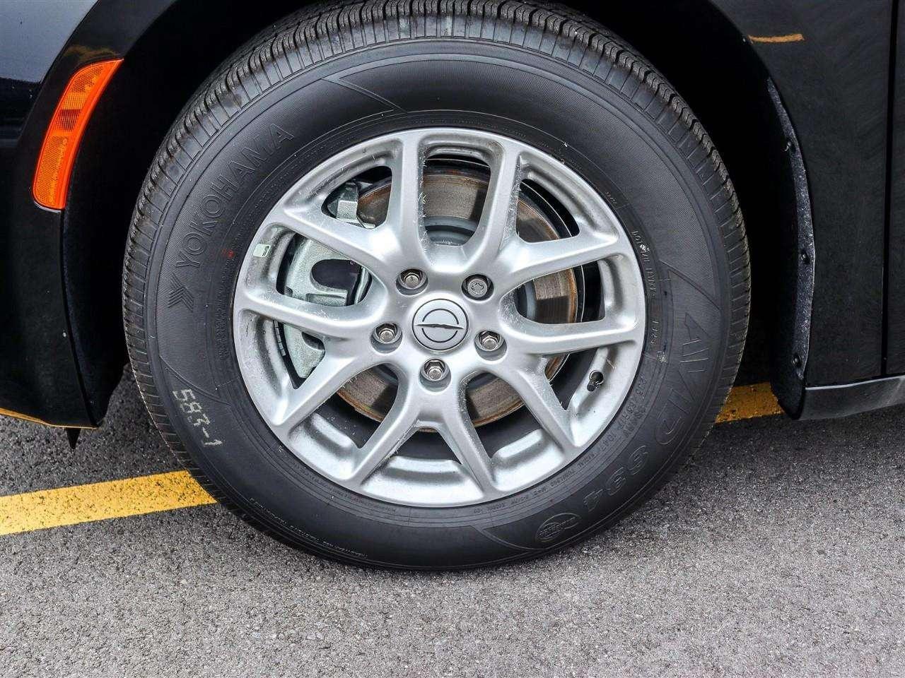 2026 Chrysler Grand Caravan SXT Photo