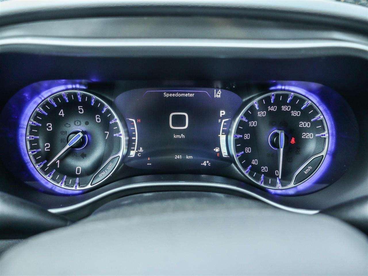 2026 Chrysler Grand Caravan SXT Photo