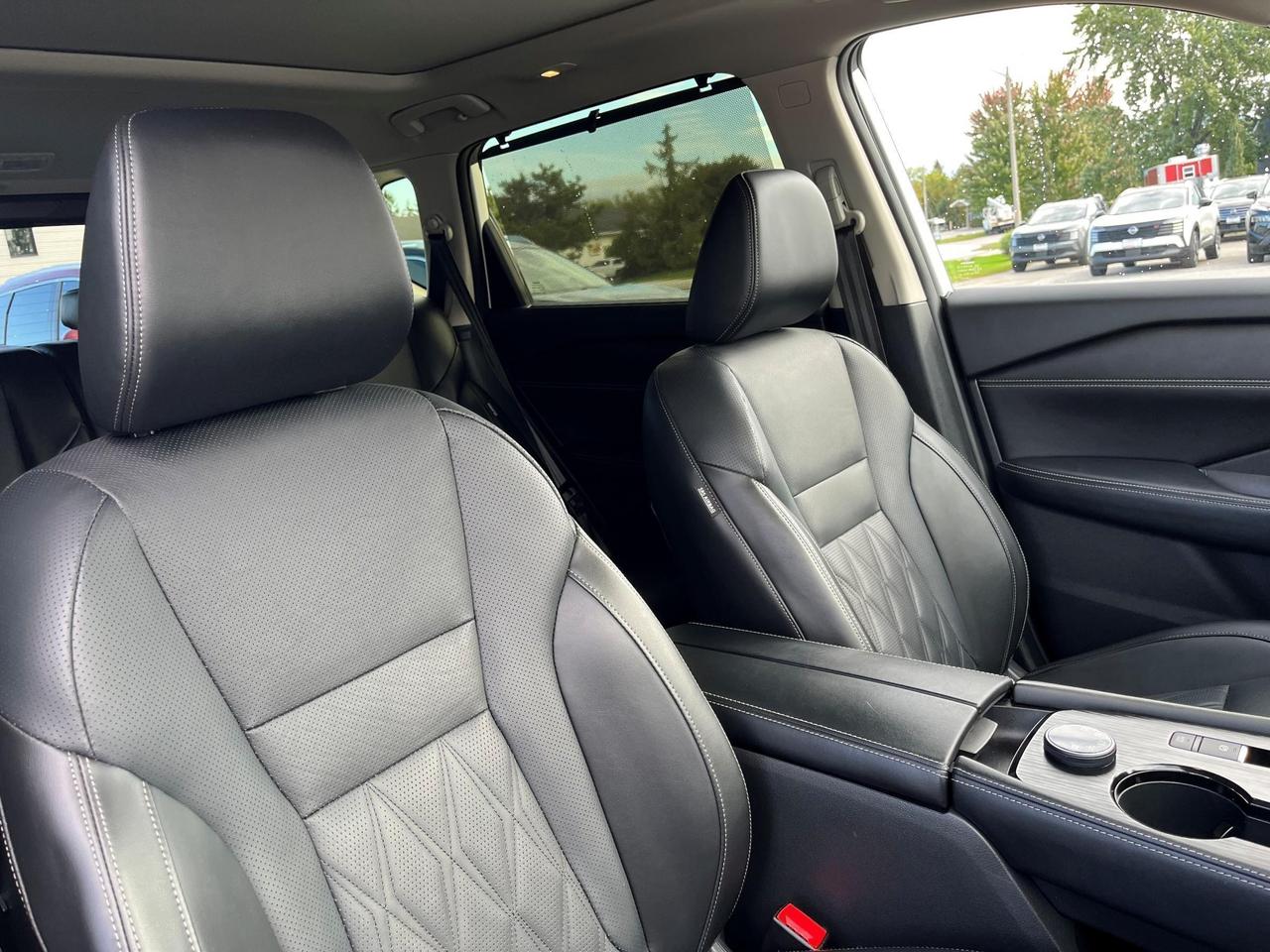 2025 Nissan Rogue Platinum 4dr All-Wheel Drive Sport Utility Photo