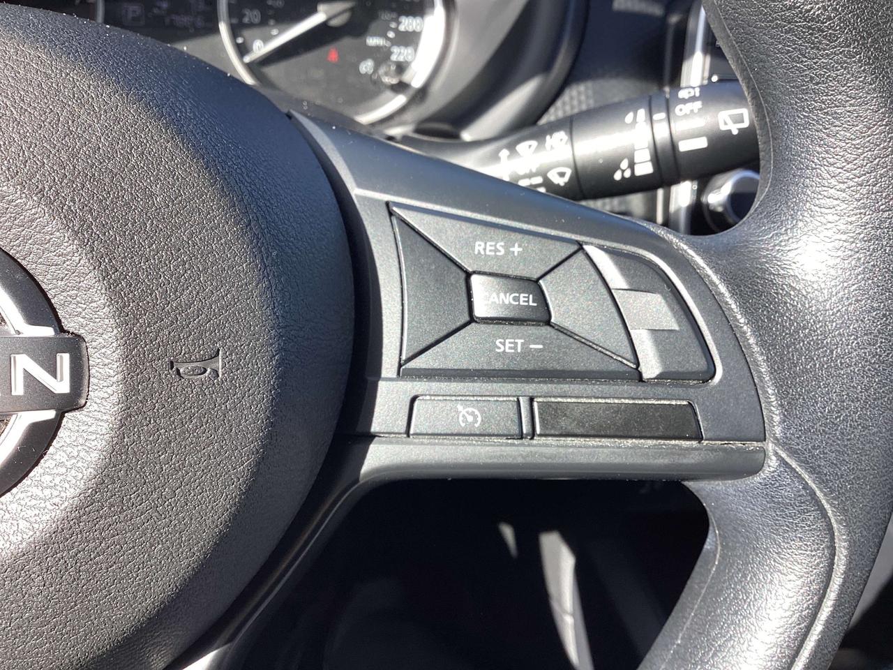 2024 Nissan Kicks S Photo