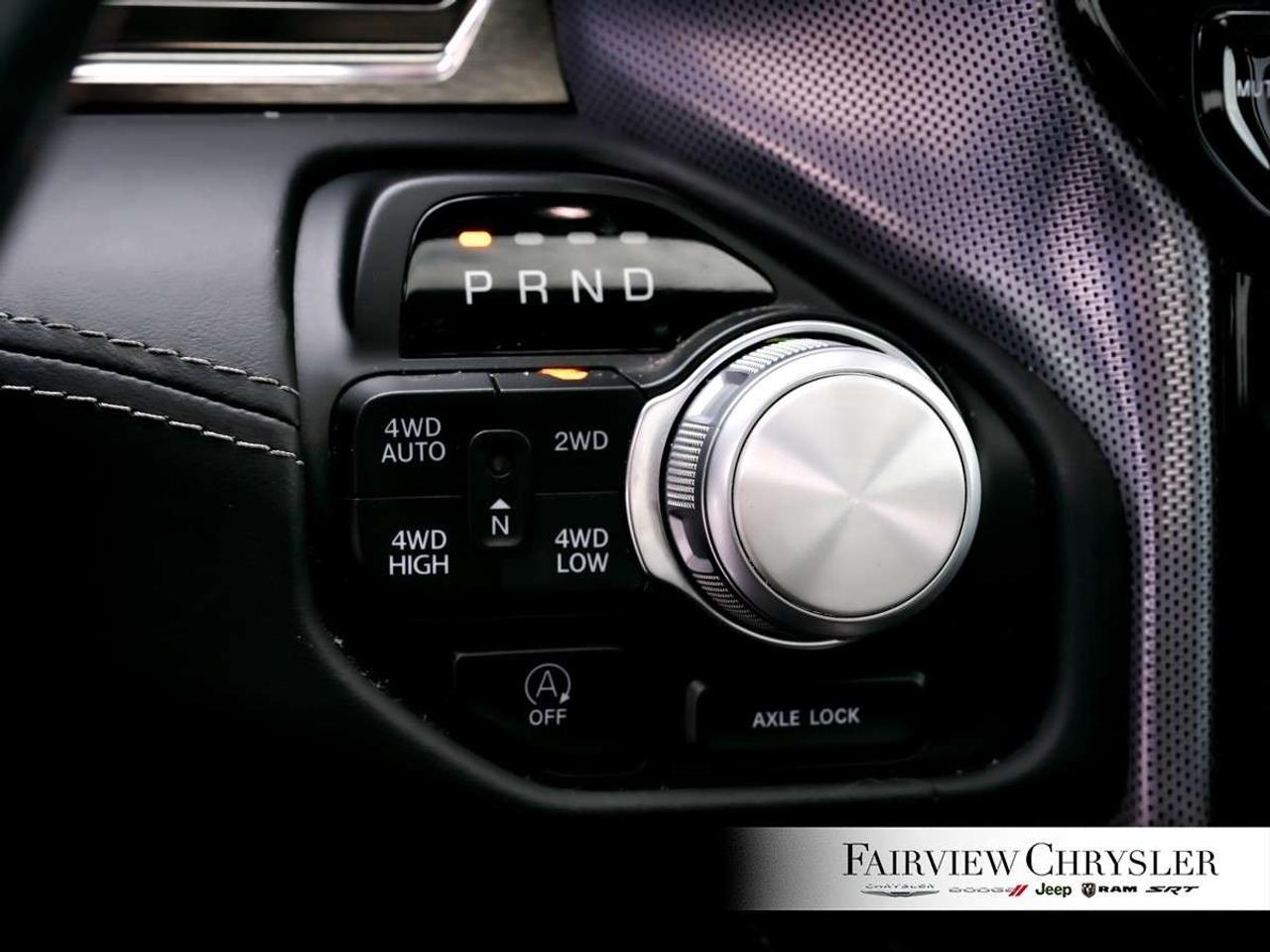 2019 RAM 1500 Limited 4x4 Crew Cab 5'7 Box PANO ROOF   LEATHER   CARPLAY   TOW PKG   3.92 REAR AXLE   BLIND SPOT   HARMAN/KARDON Photo