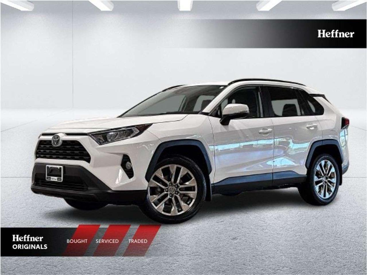 2021 Toyota RAV4 XLE AWD Photo