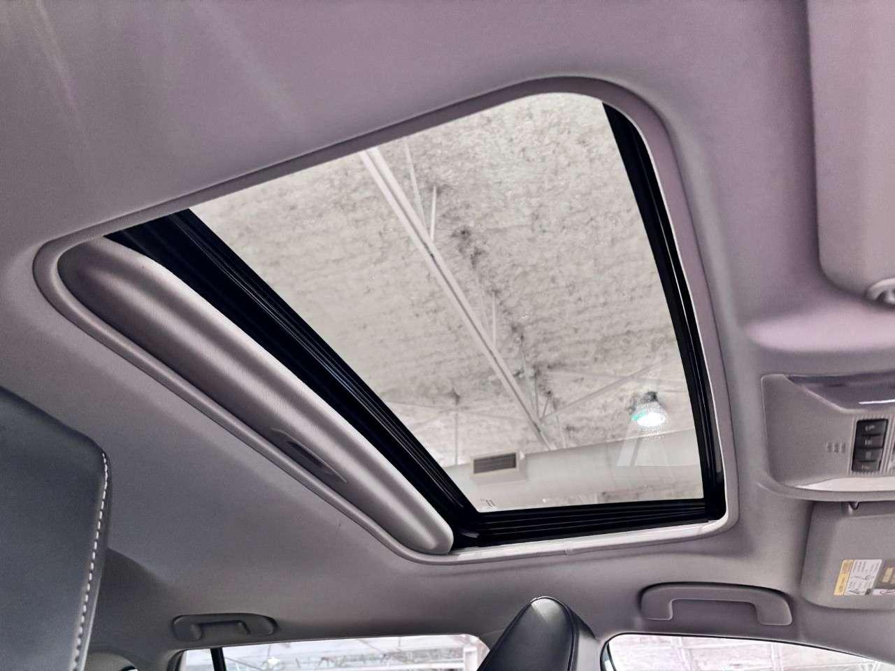 2021 Toyota RAV4 XLE AWD Photo