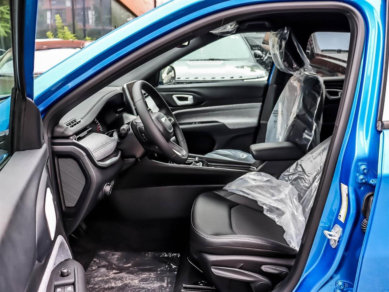 2026 Jeep Compass NORTH 4X4 Photo