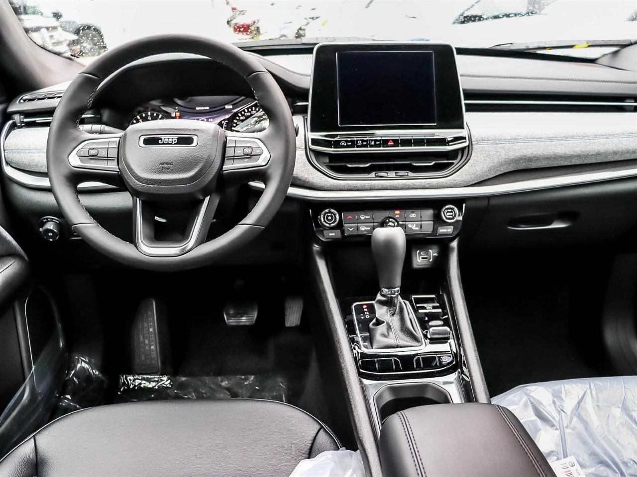 2026 Jeep Compass NORTH 4X4 Photo