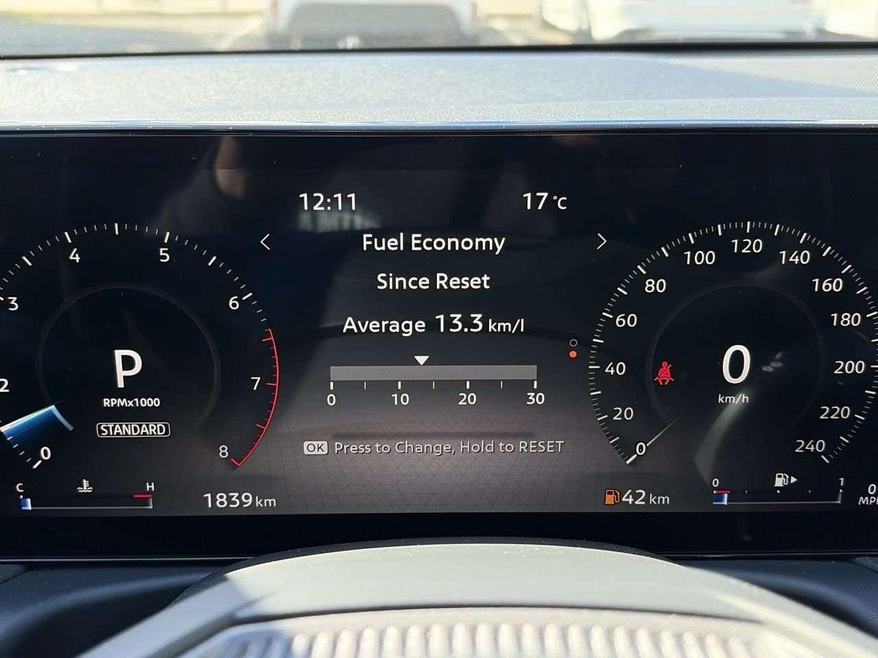 2026 Nissan Sentra SR ONE OWNER   NO ACCIDENTS   LOW KMS   SPORT DRIVE MODE   BOSE SPKR   KEYLESS ENTRY   PUSH BUTTON STR Photo
