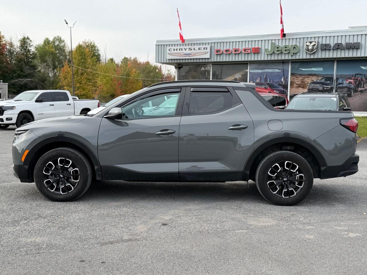 2023 Hyundai Santa Cruz PREFERRED AWD Photo1
