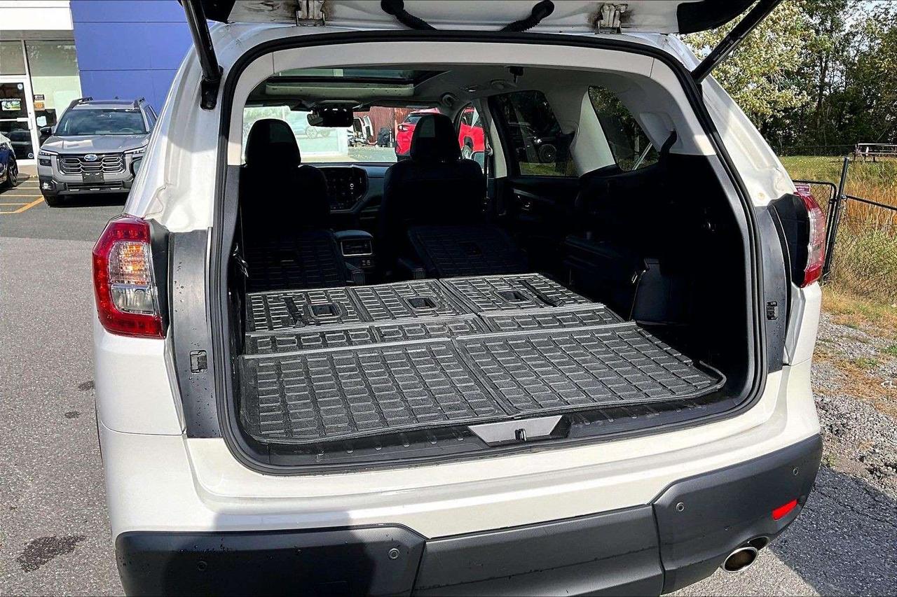 2024 Subaru ASCENT Onyx   Heated Seats   Leather   Sunroof Photo