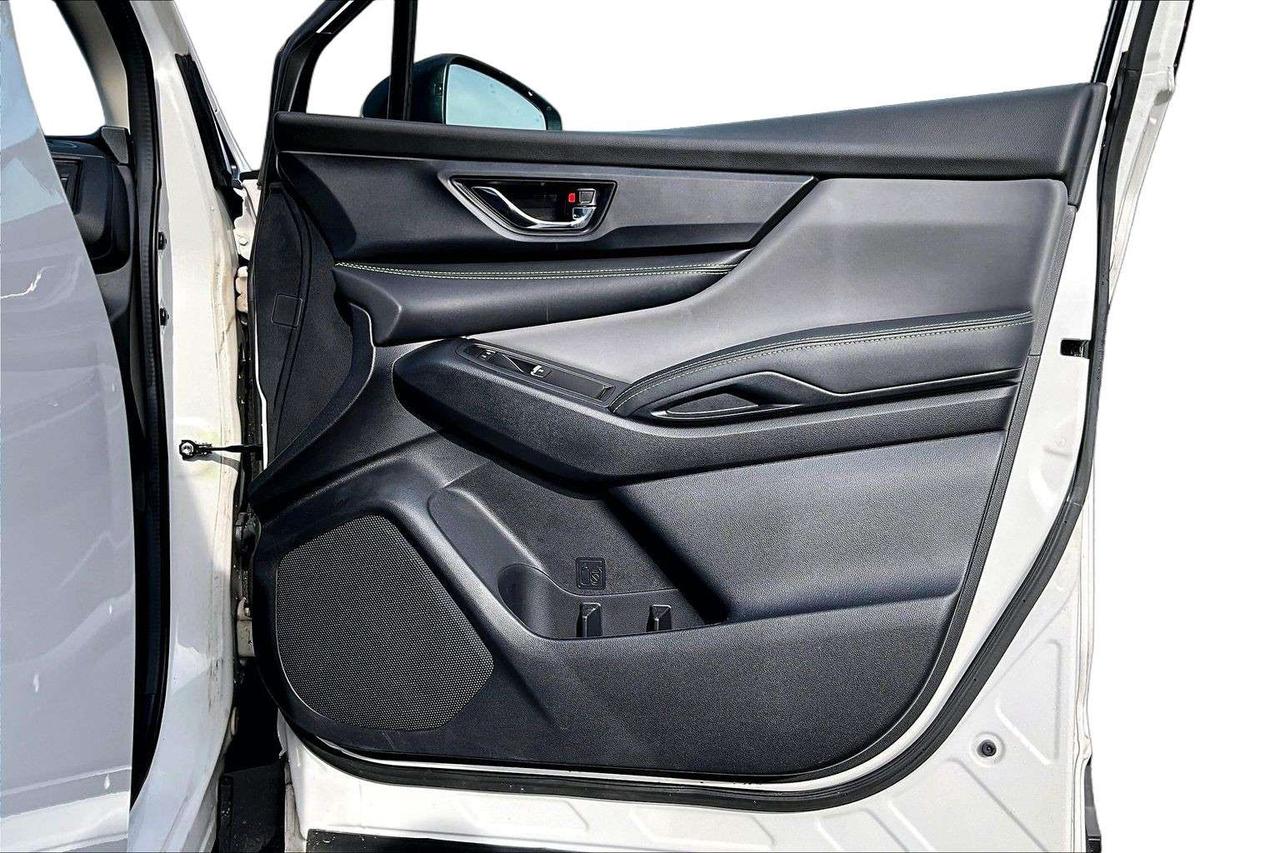 2024 Subaru ASCENT Onyx   Heated Seats   Leather   Sunroof Photo