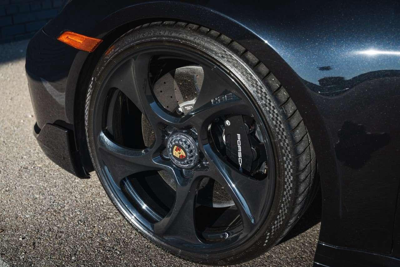 2024 Porsche 911 Turbo S Coupe Photo