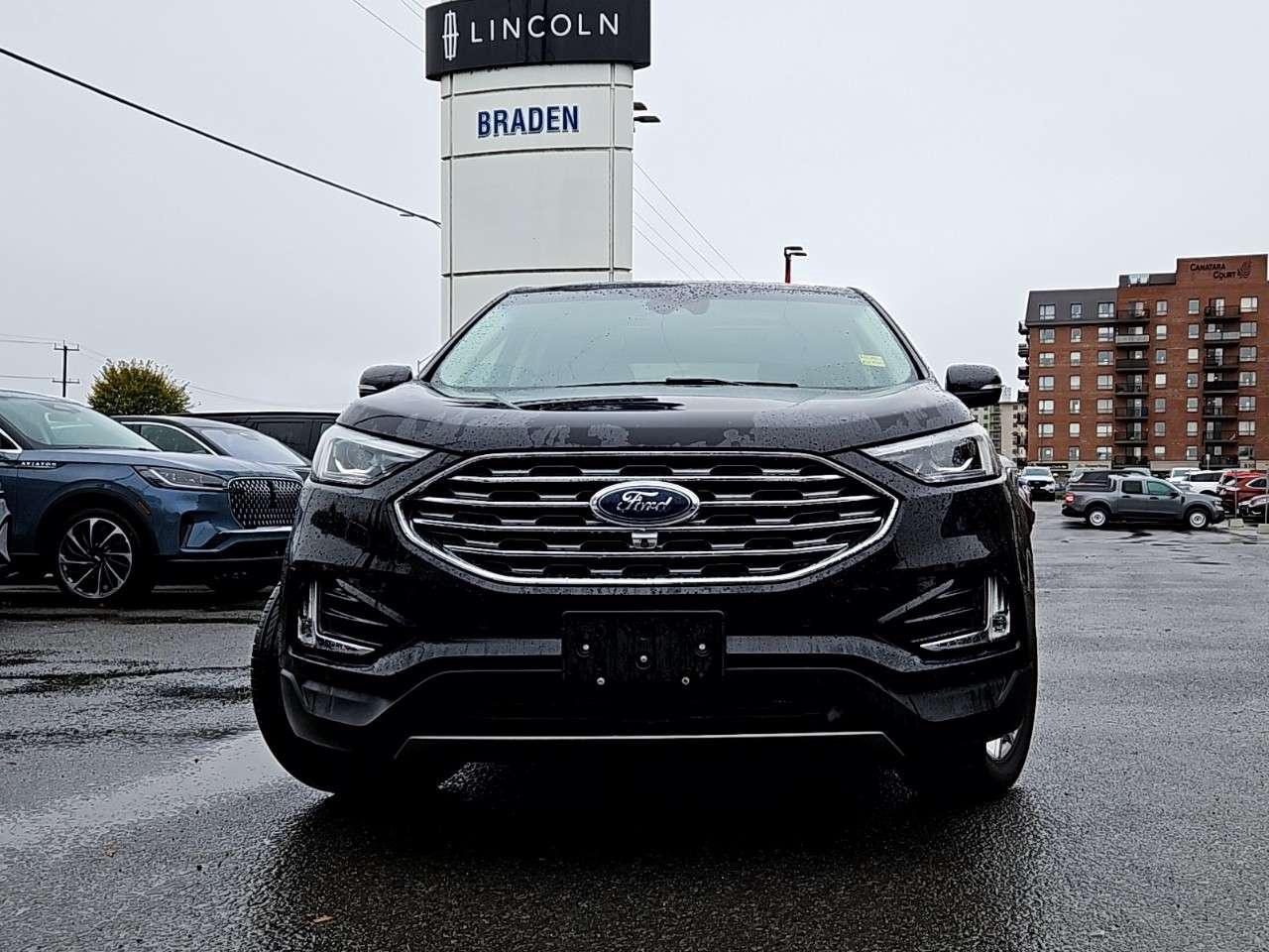 2020 Ford Edge TITANIUM    LOW KM!   MOONROOF    AWD   NAV Photo2
