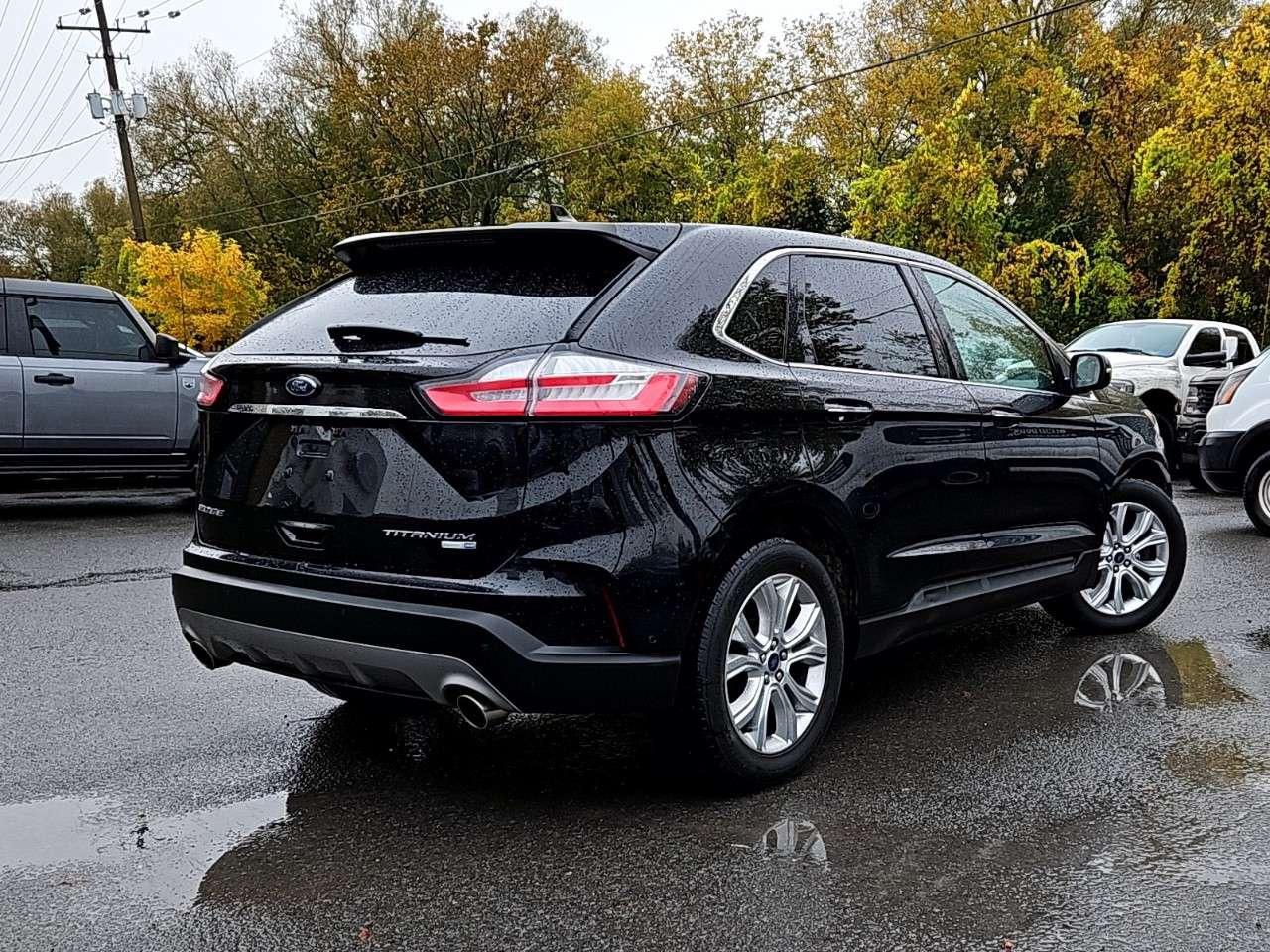 2020 Ford Edge TITANIUM    LOW KM!   MOONROOF    AWD   NAV Photo4