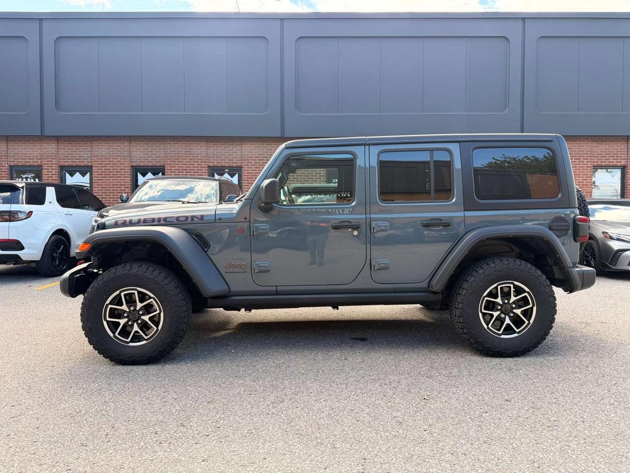 2024 Jeep Wrangler Rubicon 4 Door 4x4 Photo3