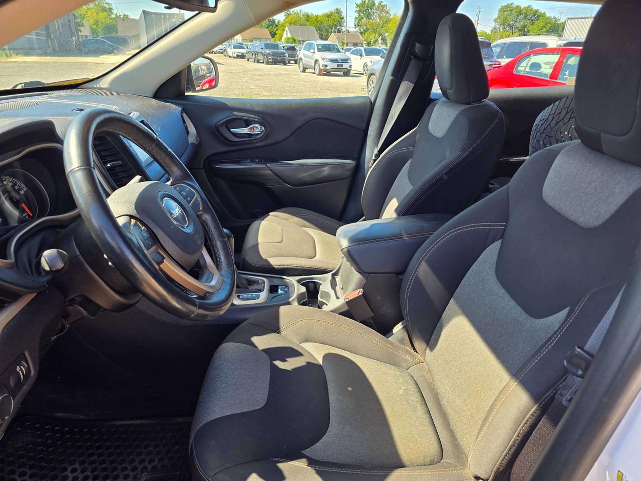 2016 Jeep Cherokee Sport AS TRADED Photo