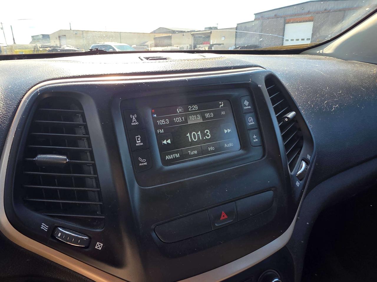 2016 Jeep Cherokee Sport AS TRADED Photo