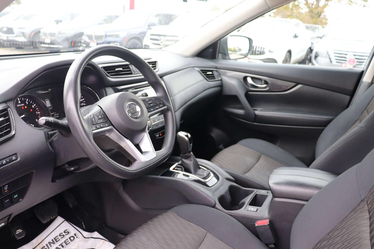 2017 Nissan Rogue S FWD  1 OWNER   NO ACCIDENTS Photo