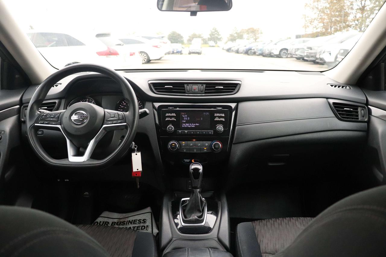 2017 Nissan Rogue S FWD  1 OWNER   NO ACCIDENTS Photo