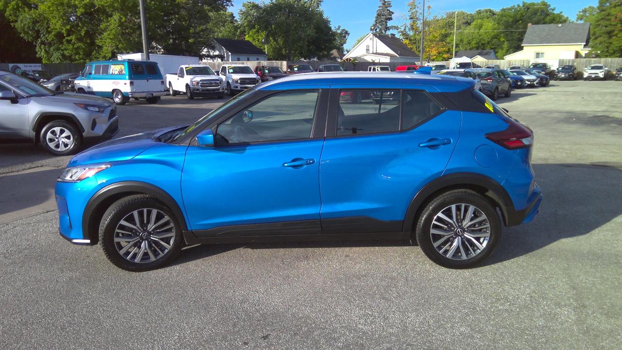 2024 Nissan Kicks SV 4dr Front-Wheel Drive Photo1
