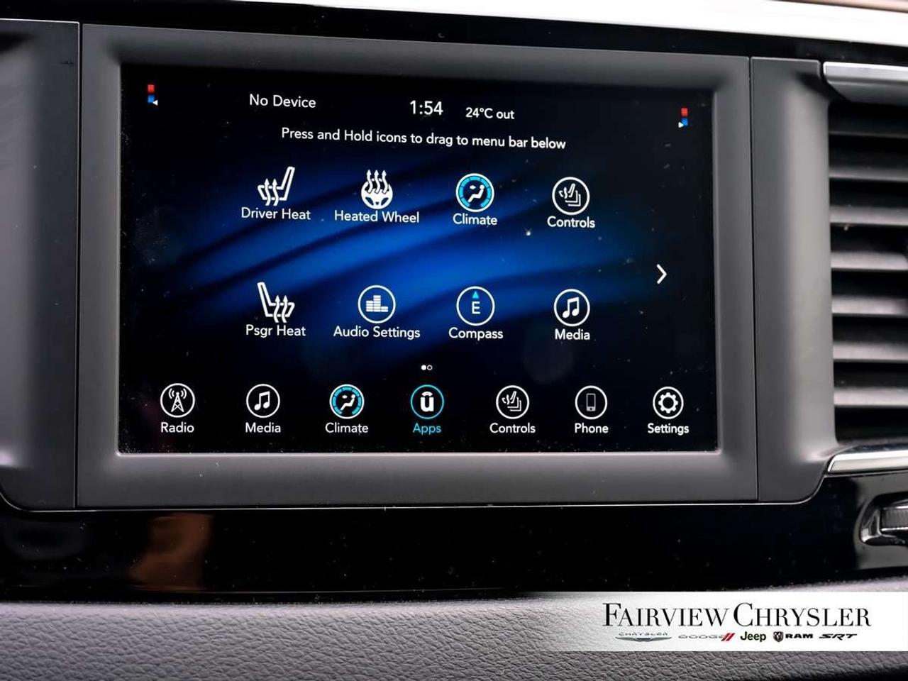 2020 Chrysler Pacifica LX FWD HEATED SEATS   HEATED STEERING WHEEL   REMOTE START   CARPLAY   BLUETOOTH   POWER SEAT Photo