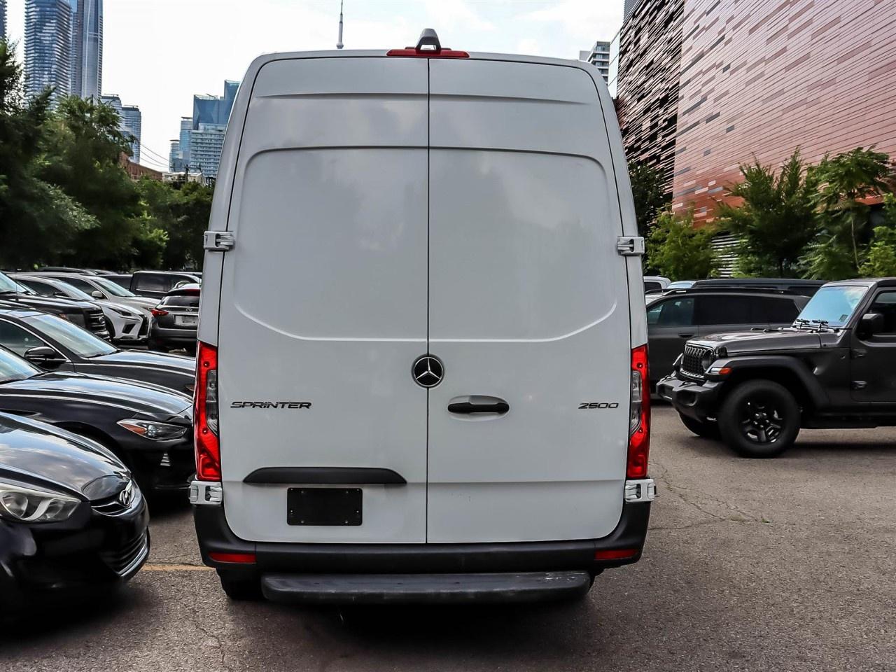2024 Mercedes-Benz Sprinter 2500  Photo