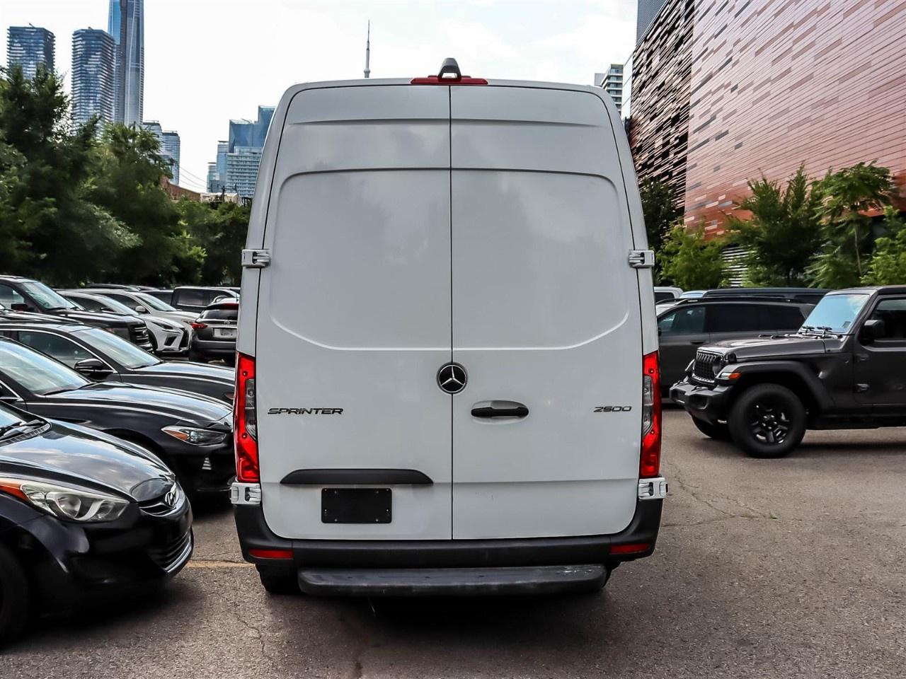 2024 Mercedes-Benz Sprinter 2500  Photo