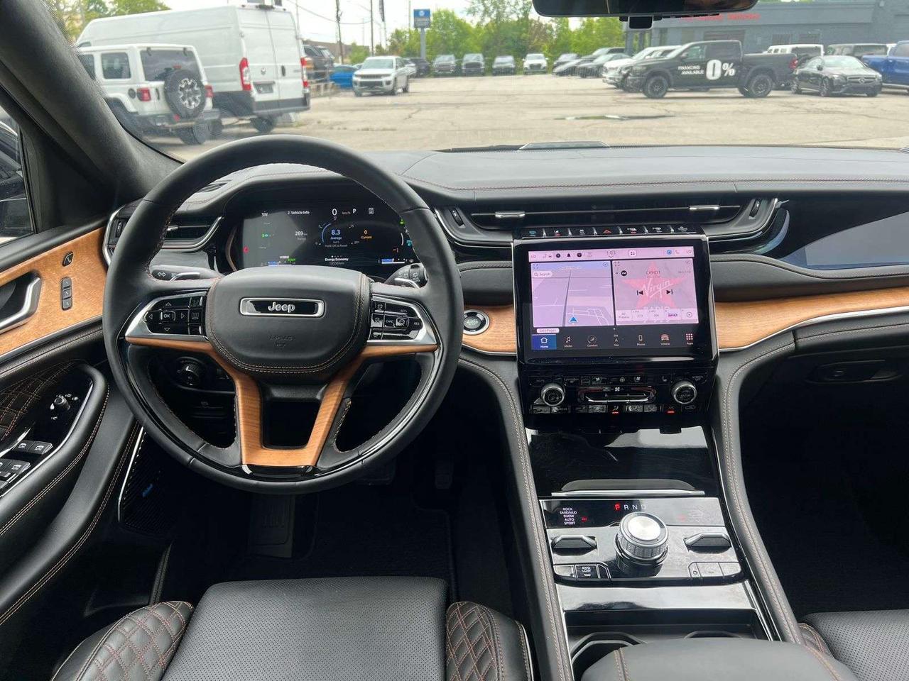 2023 Jeep Grand Cherokee Summit Reserve Photo
