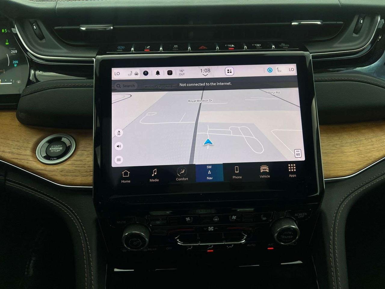 2023 Jeep Grand Cherokee Summit Reserve Photo