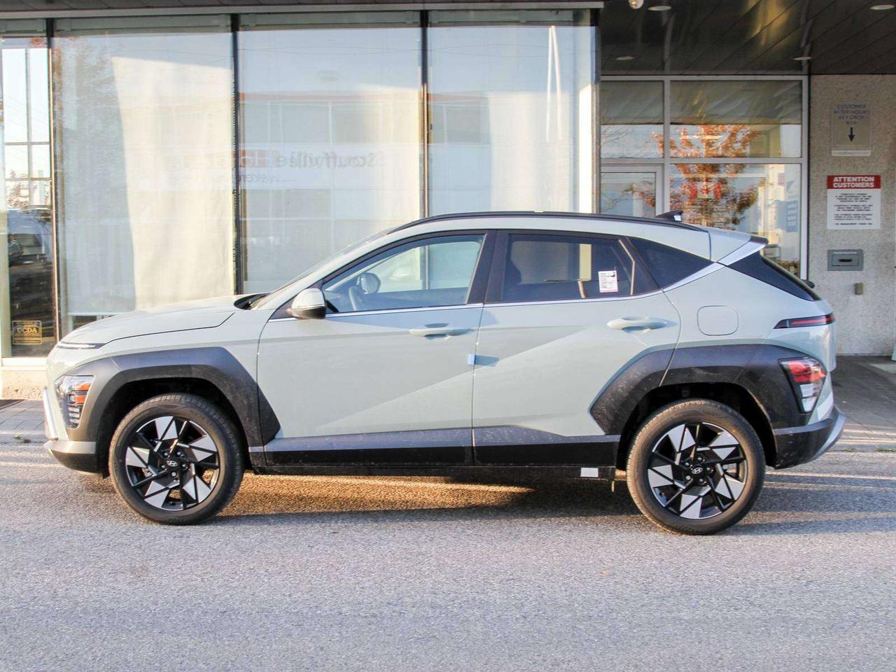 2027 Hyundai KONA 2.0L Luxury AWD demo used Photo