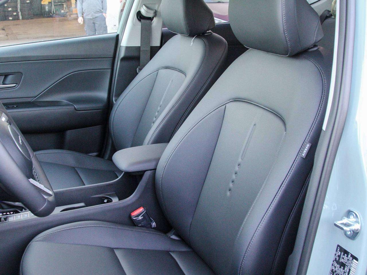 2027 Hyundai KONA 2.0L Luxury AWD demo used Photo