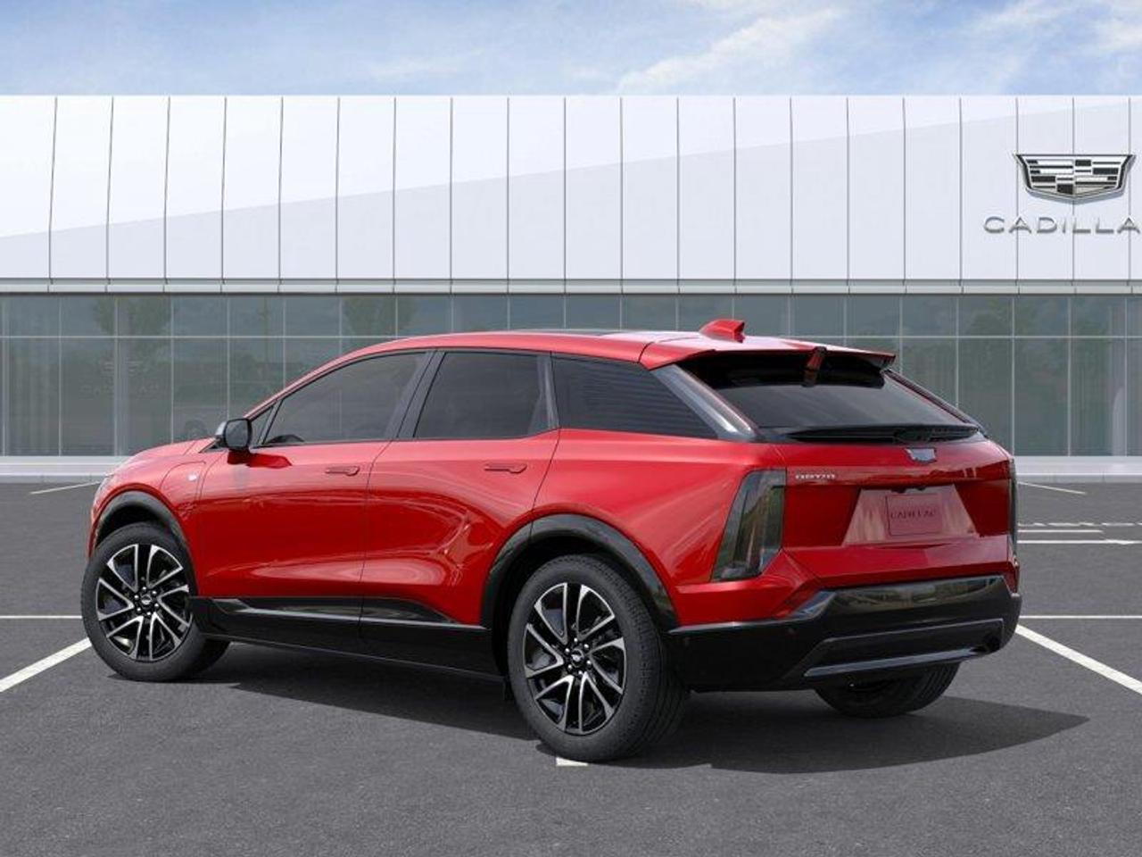 2027 Cadillac OPTIQ Sport 4dr Photo2