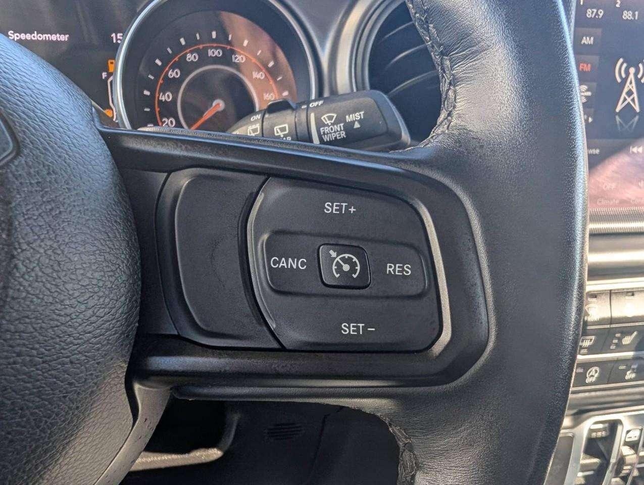 2023 Jeep Wrangler Sport Low KMS Photo