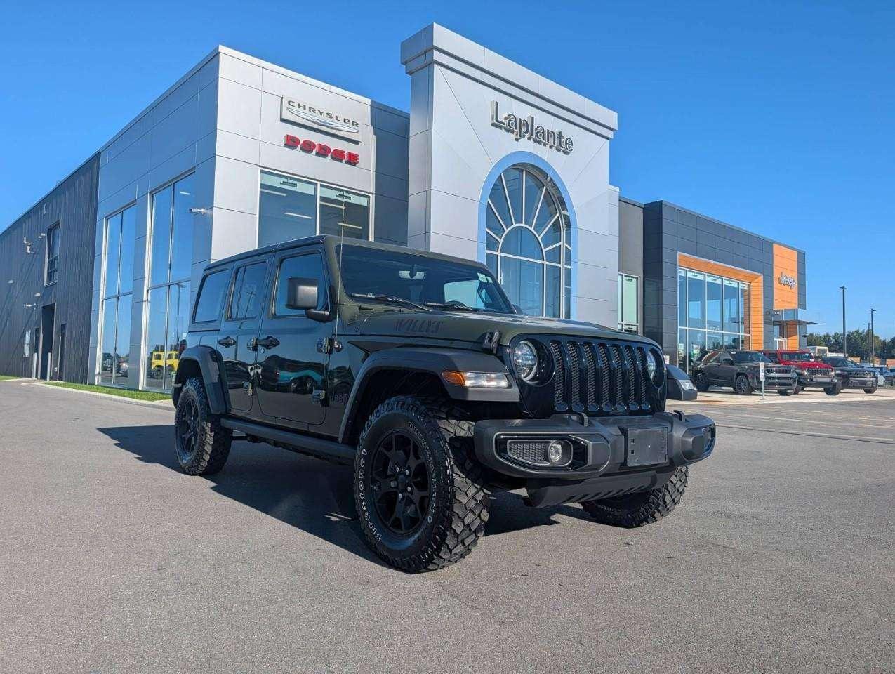 2023 Jeep Wrangler Sport Low KMS Photo