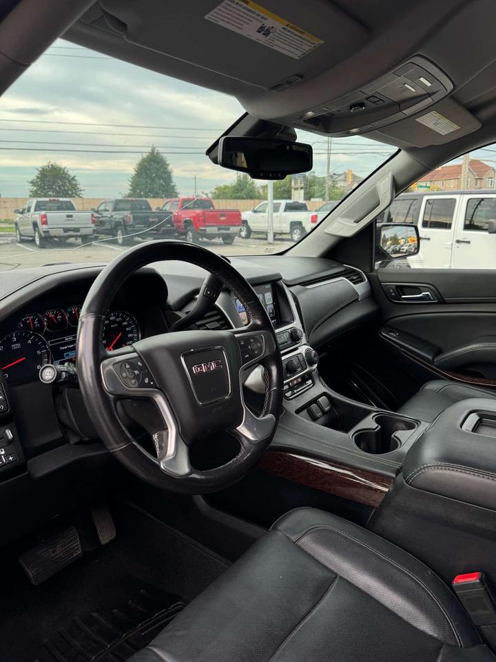 2020 GMC Yukon 4WD SLT Photo