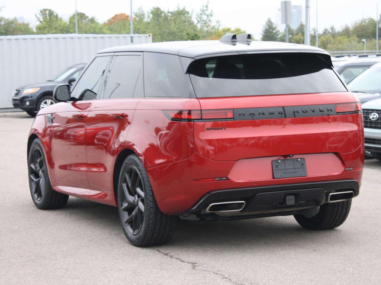 2024 Land Rover Range Rover Sport Dynamic SE Photo