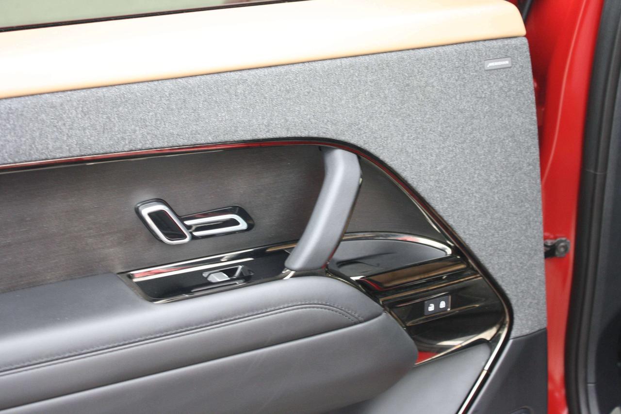 2024 Land Rover Range Rover Sport Dynamic SE Photo
