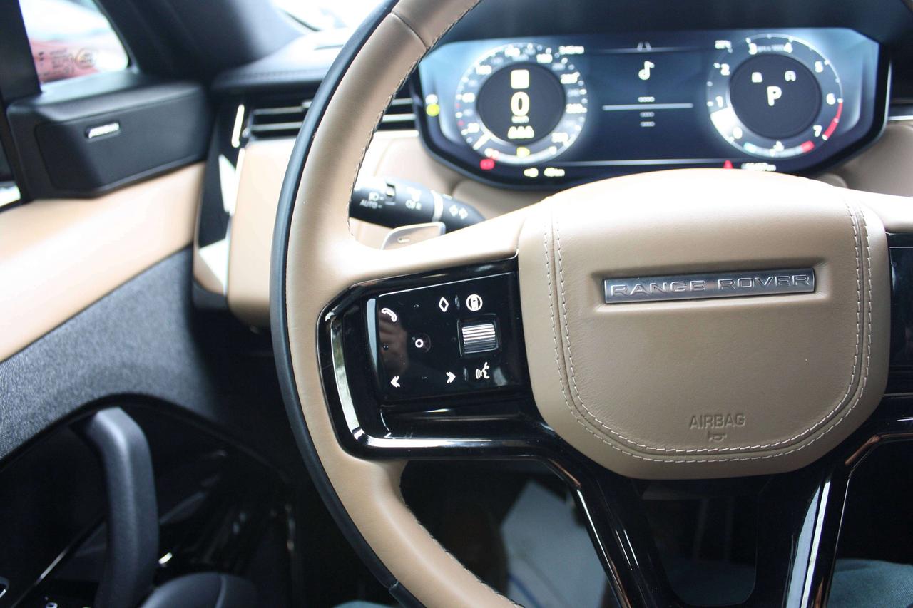 2024 Land Rover Range Rover Sport Dynamic SE Photo