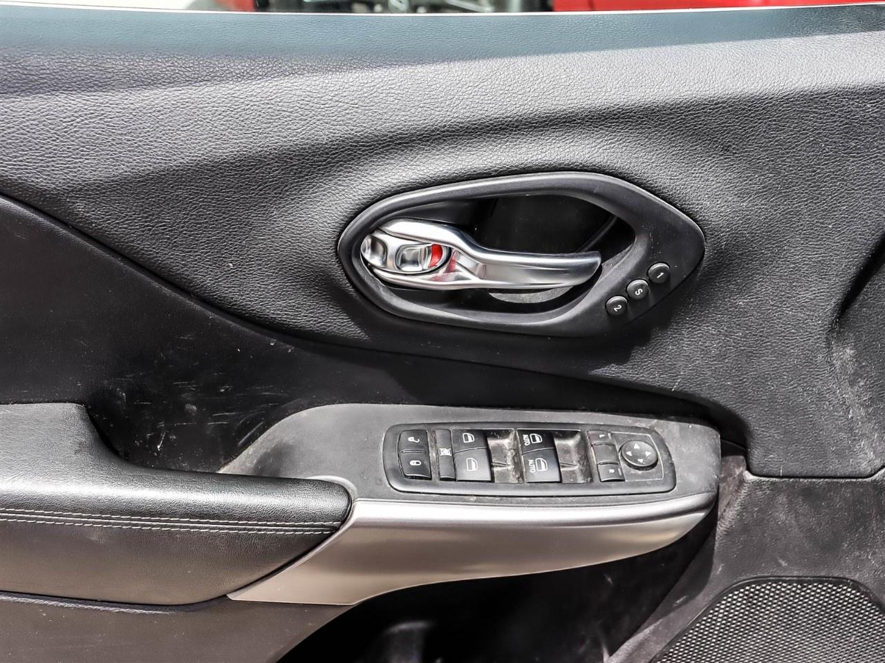 2019 Jeep Cherokee Limited 4X4 Photo