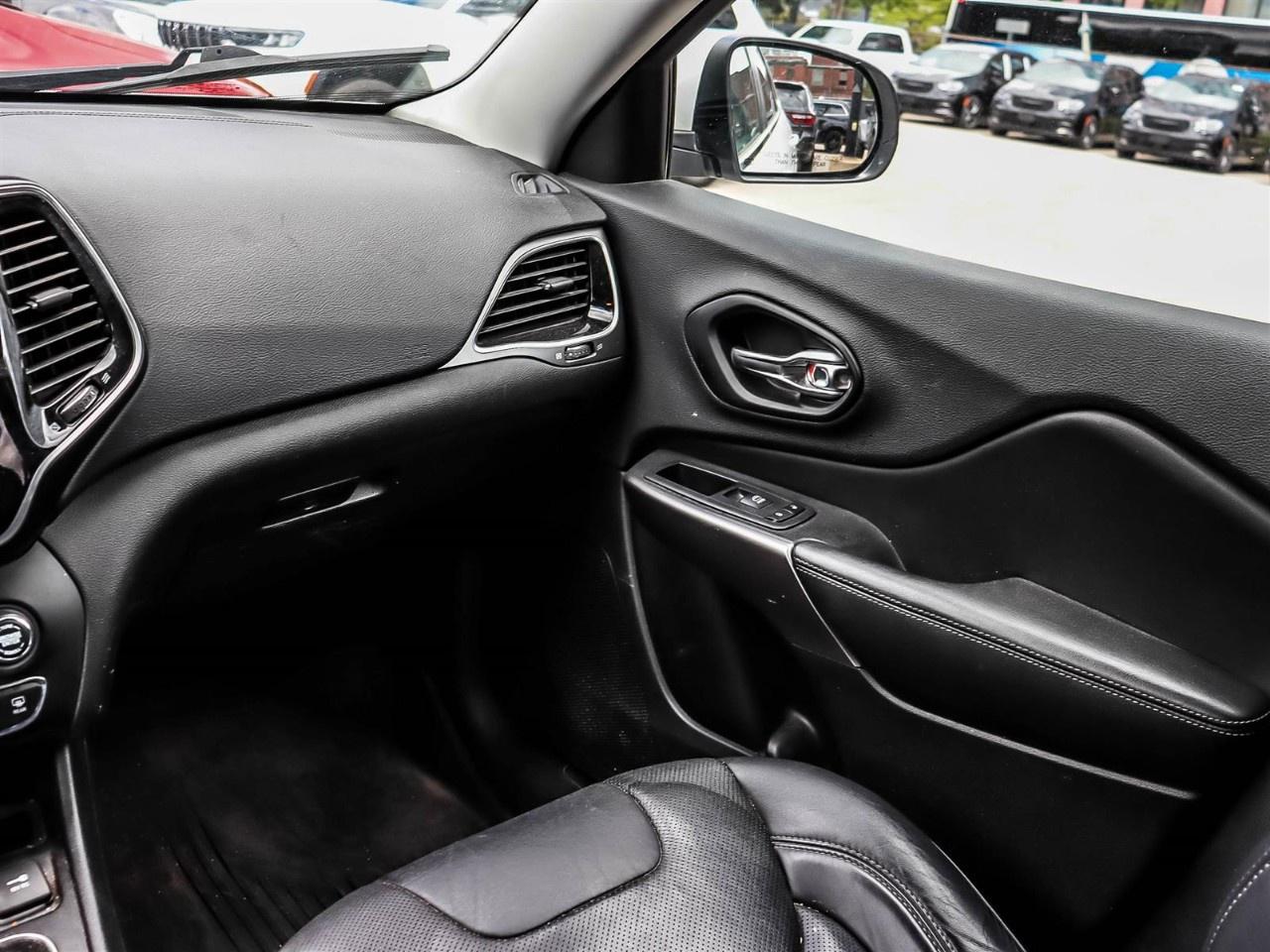 2019 Jeep Cherokee Limited 4X4 Photo